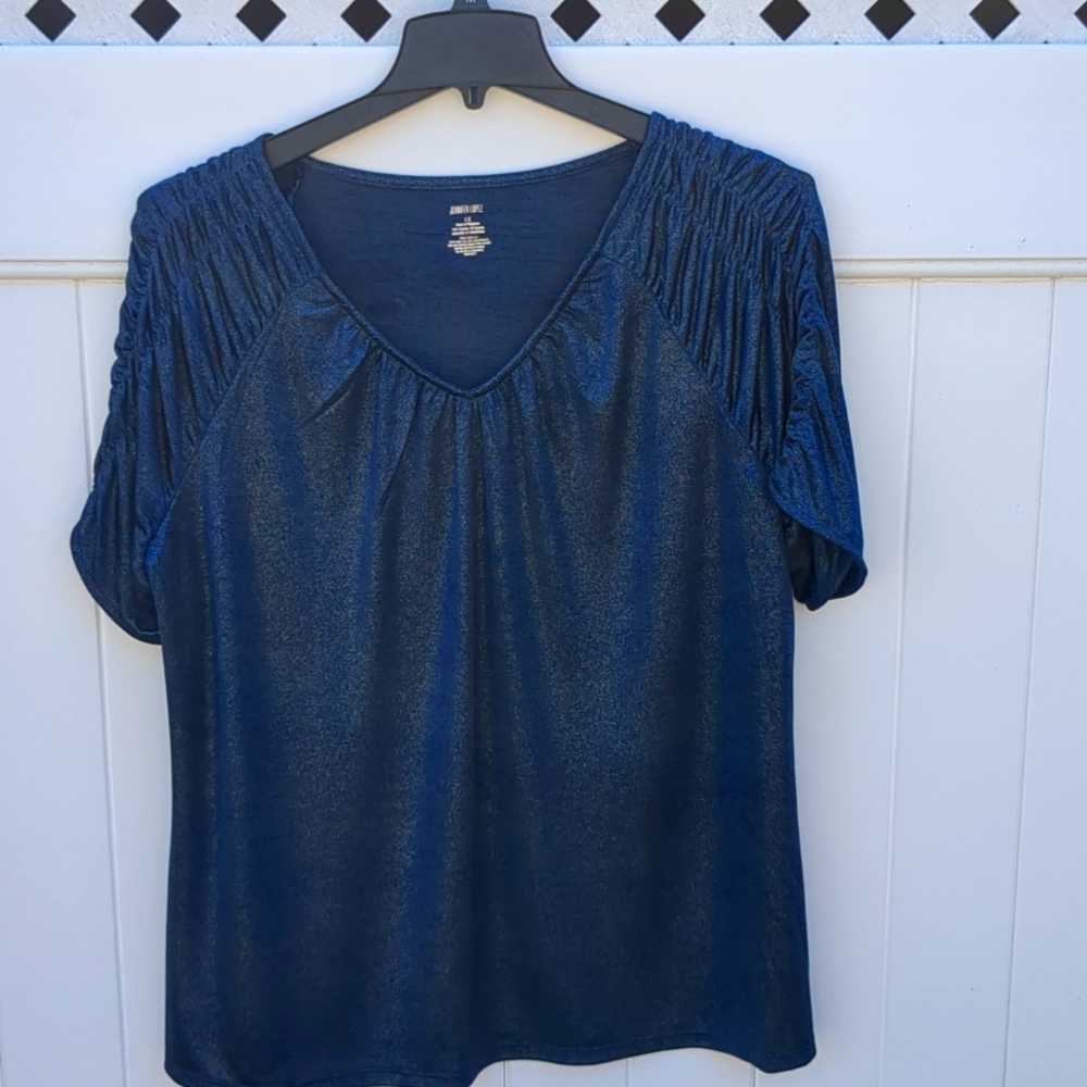 Jennifer Lopez shiny short sleeve top